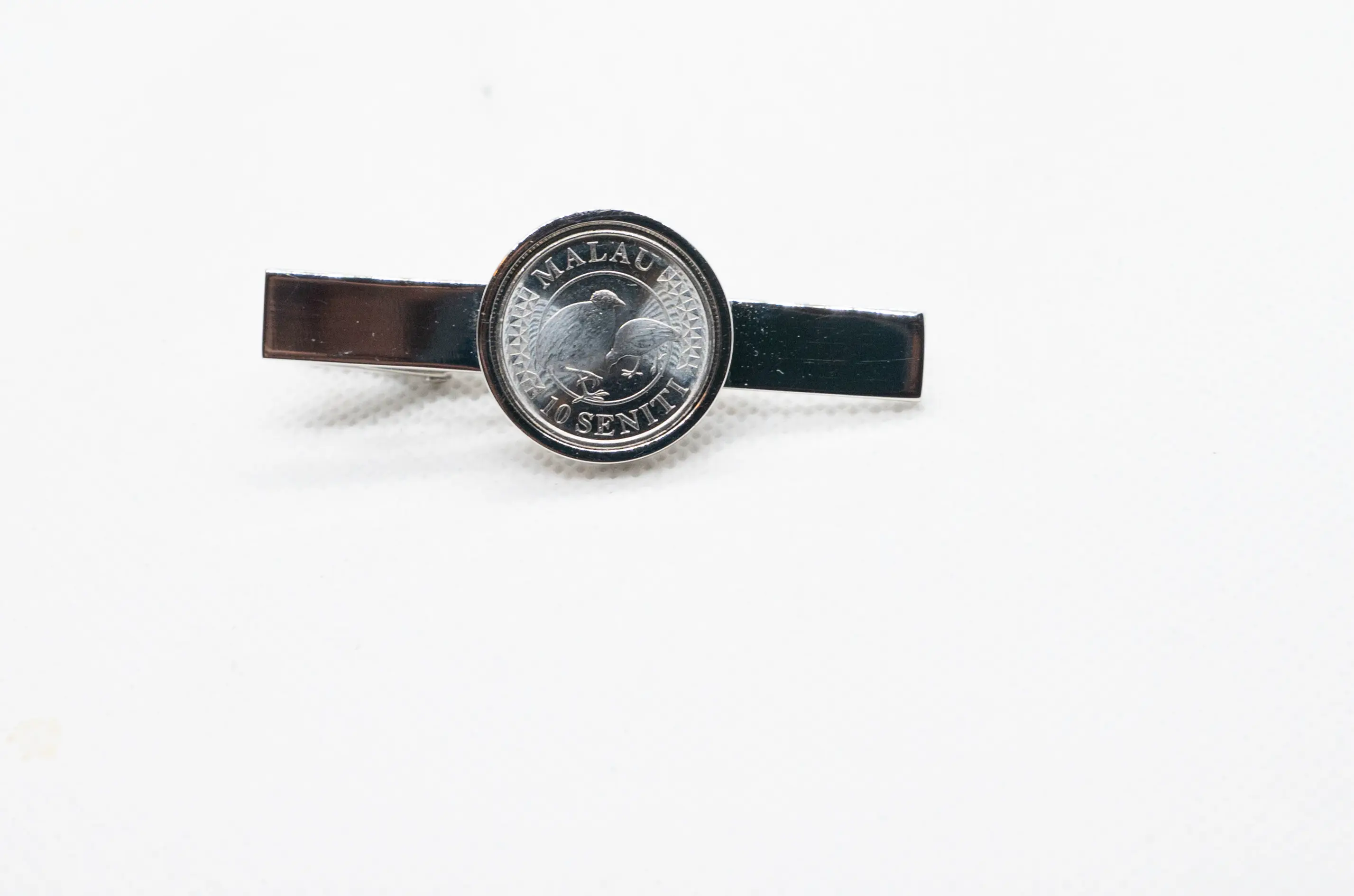 Tonga 10 Seniti Tie Clips